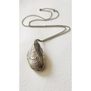 Vintage Estee Lauder ALIAGE Mussel Shell Perfume Locket Pendant / Necklace 2"